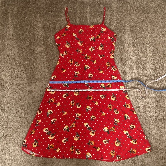 Forever 21 red w/ yellow floral & white dots details midi summer dress, medium - Picture 11 of 15